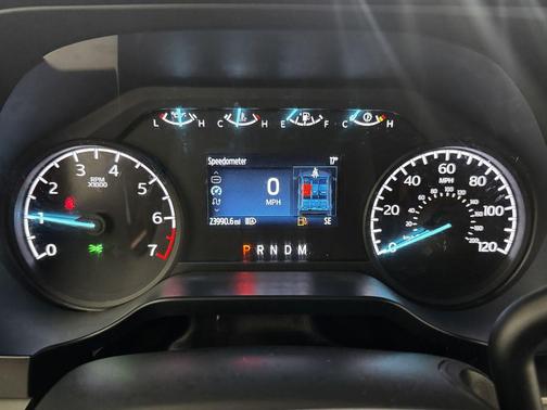 White 2024 Ford F-250 XLT