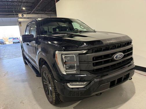Black 2021 Ford F-150 Lariat