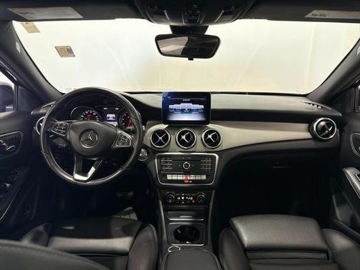 2018 Mercedes-Benz GLA 250 Base
