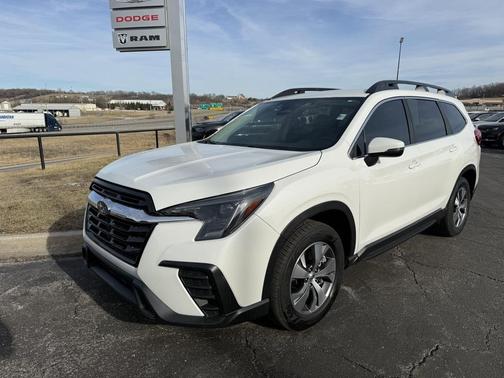 2023 Subaru Ascent Premium 8-Passenger