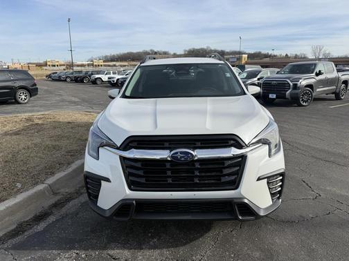 2023 Subaru Ascent Premium 8-Passenger