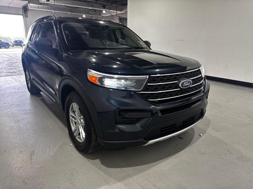 Blue Metallic 2023 Ford Explorer XLT