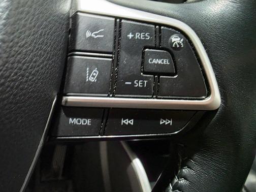 2022 Toyota Highlander Hybrid LE