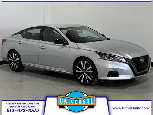2021 Nissan Altima SR FWD