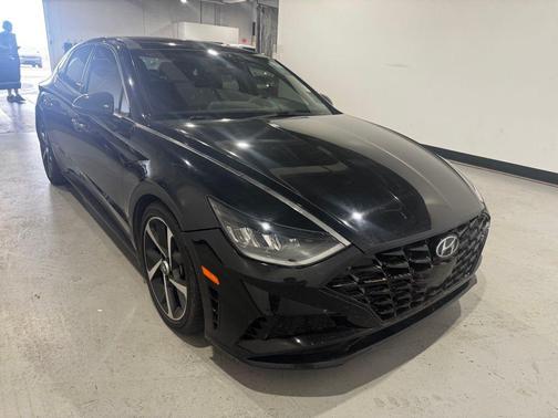 Phantom Black 2021 Hyundai SONATA SEL Plus