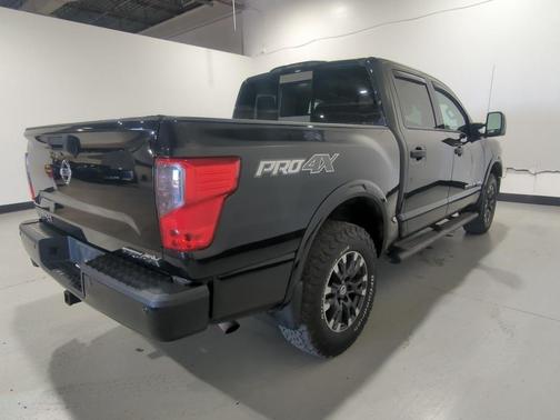 2019 Nissan Titan PRO-4X