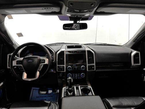 White Platinum Metallic Tri-Coat 2019 Ford F-150 Lariat