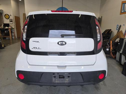 2017 Kia Soul Base