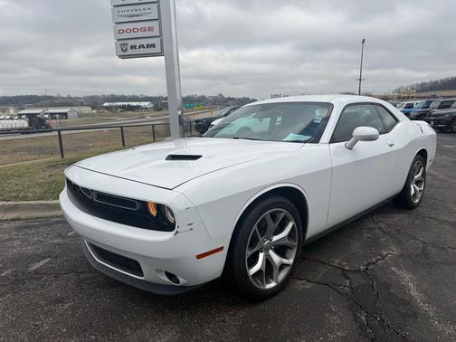 2015 Dodge Challenger SXT Plus