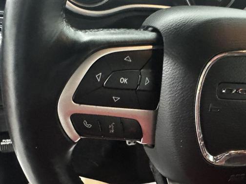 Bright White Clearcoat 2015 Dodge Challenger SXT Plus