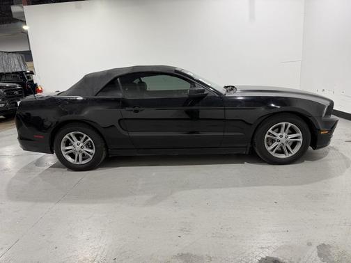 2014 Ford Mustang V6 Premium