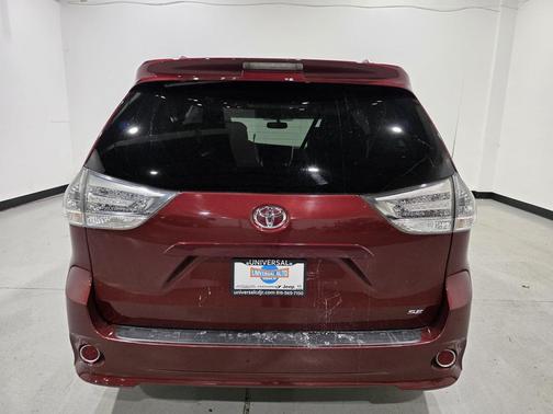 2017 Toyota Sienna SE Premium