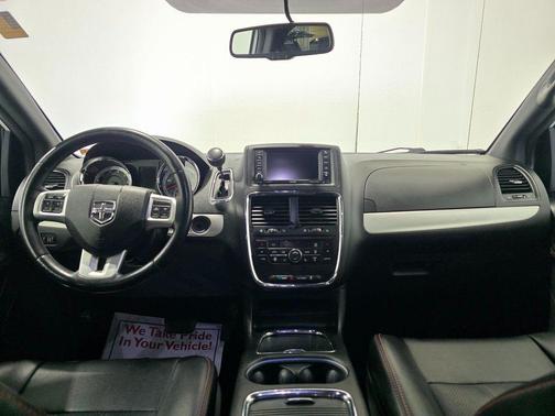 2014 Dodge Grand Caravan R/T