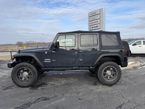 2017 Jeep Wrangler Unlimited Sport