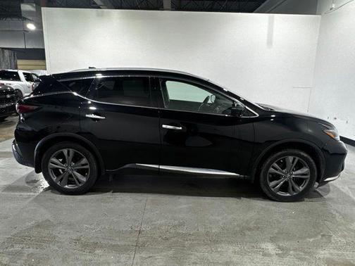 Black 2022 Nissan Murano Platinum Intelligent AWD