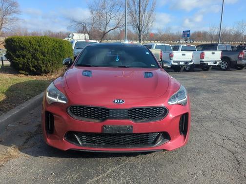 2018 Kia Stinger GT1
