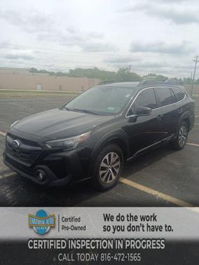 Crystal Black Silica 2023 Subaru Outback Premium