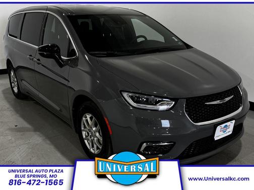 Ceramic Gray Clearcoat 2025 Chrysler Pacifica L
