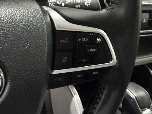 Celestial Silver Metallic 2023 Toyota Highlander Hybrid LE