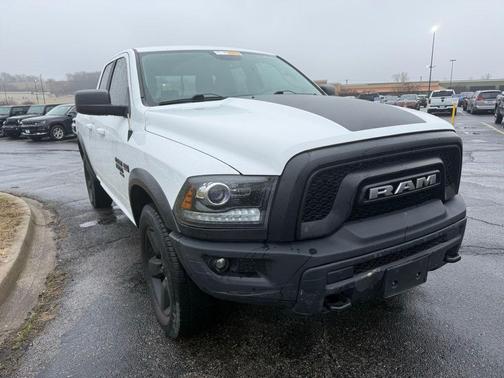 2019 RAM 1500 Classic Warlock Quad Cab 4x4 6'4' Box