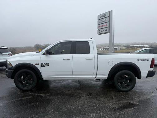 2019 RAM 1500 Classic Warlock Quad Cab 4x4 6'4' Box