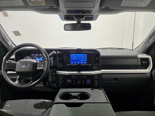2023 Ford F-250 XLT