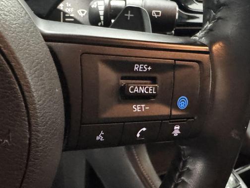 Deep Ocean Blue Pearl 2025 Nissan Pathfinder SV 4WD