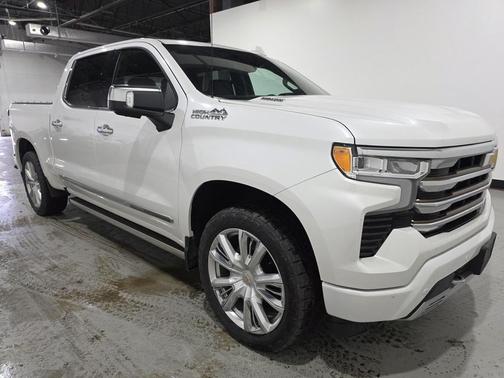 2022 Chevrolet Silverado 1500 High Country