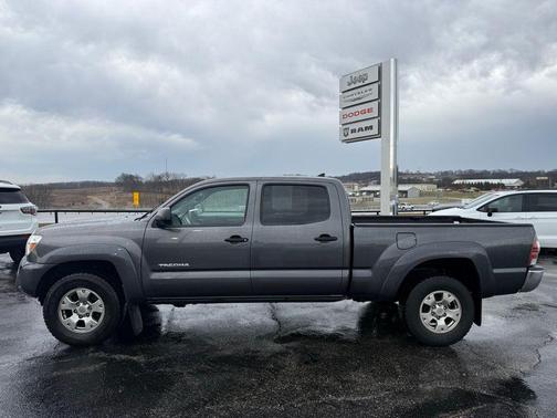 2015 Toyota Tacoma SR5