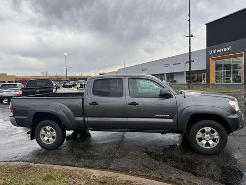 2015 Toyota Tacoma SR5