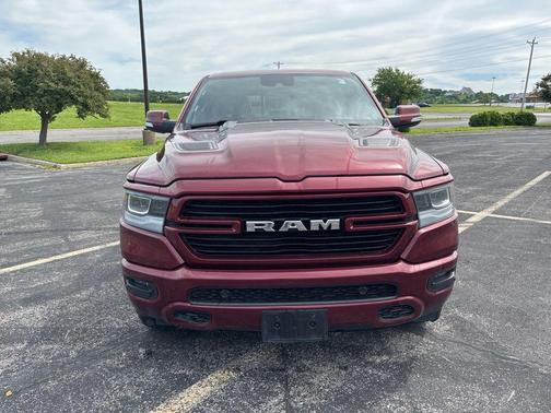 Delmonico Red Pearlcoat 2022 RAM 1500 Laramie
