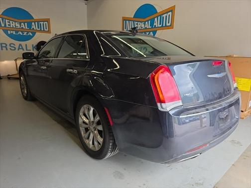 2018 Chrysler 300 Limited