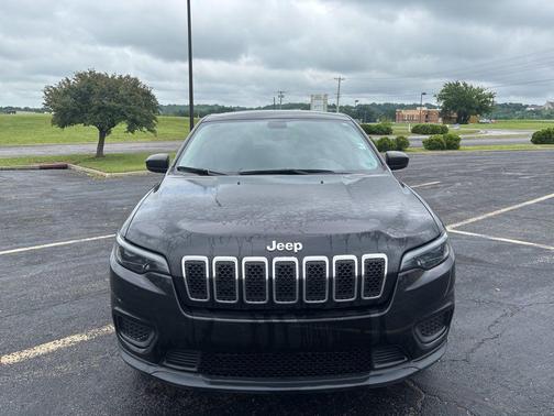 Diamond Black Crystal Pearlcoat 2021 Jeep Cherokee Sport