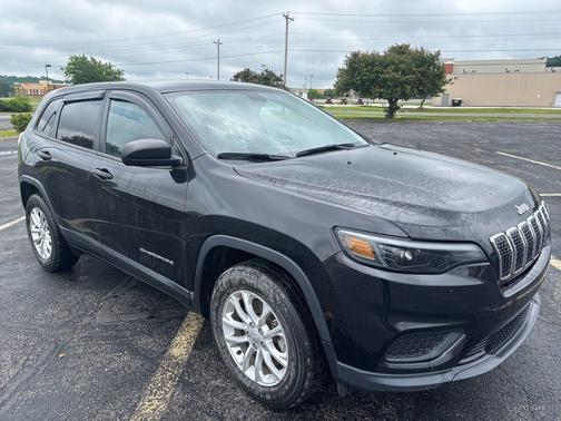 Diamond Black Crystal Pearlcoat 2021 Jeep Cherokee Sport