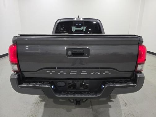 2018 Toyota Tacoma TRD Sport