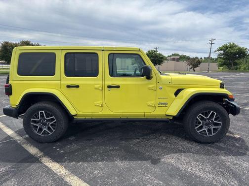 High Velocity Clearcoat 2024 Jeep Wrangler 4-Door Sahara