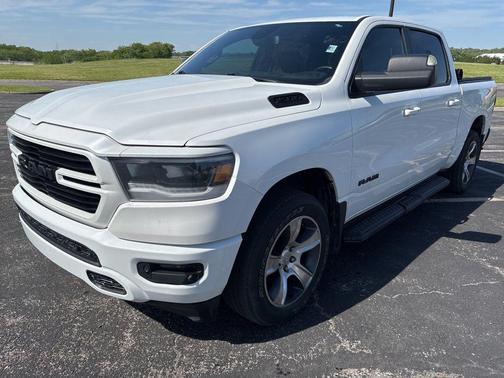 Ivory White Tri-Coat Pearlcoat 2019 RAM 1500 Rebel