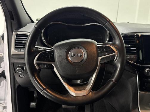 Bright White Clearcoat 2021 Jeep Grand Cherokee Altitude
