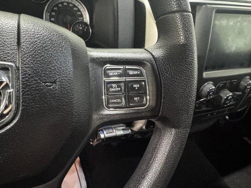 2020 RAM 1500 Classic Warlock Quad Cab 4x4 6'4' Box