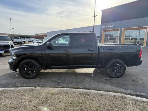 2021 RAM 1500 Classic Express