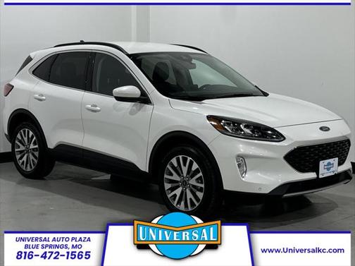 2022 Ford Escape Titanium