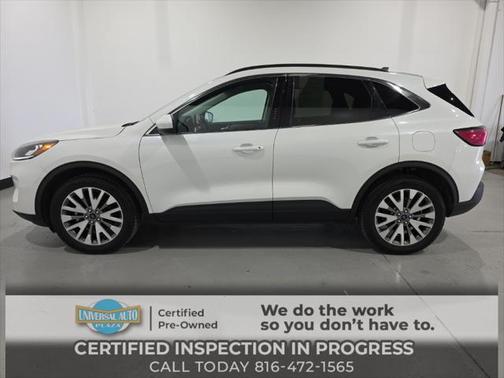2022 Ford Escape Titanium