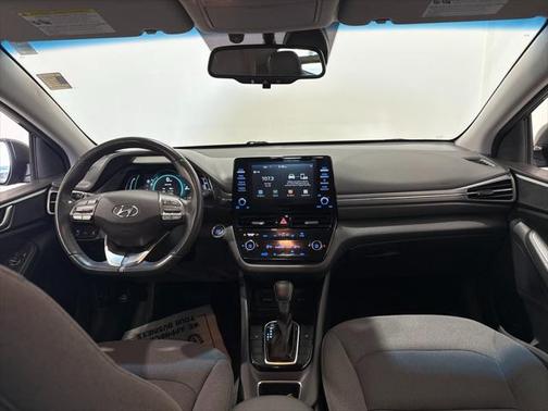 2020 Hyundai IONIQ Hybrid SE
