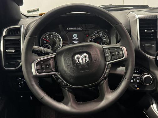 Granite Crystal Metallic Clearcoat 2025 RAM 1500 Big Horn/Lone Star
