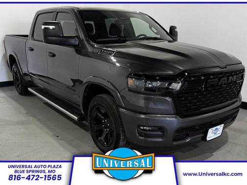 Granite Crystal Metallic Clearcoat 2025 RAM 1500 Big Horn/Lone Star