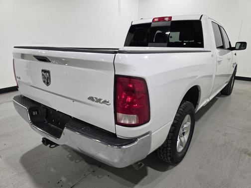 2019 RAM 1500 SLT