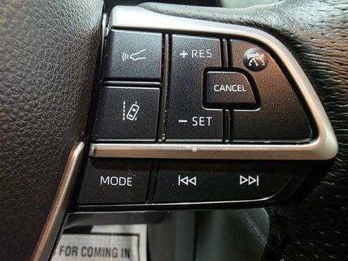 2021 Toyota Sienna XLE 8 Passenger