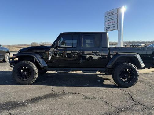 2020 Jeep Gladiator Overland