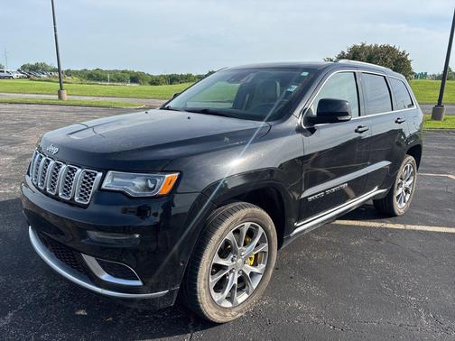 Diamond Black Crystal Pearlcoat 2021 Jeep Grand Cherokee Summit