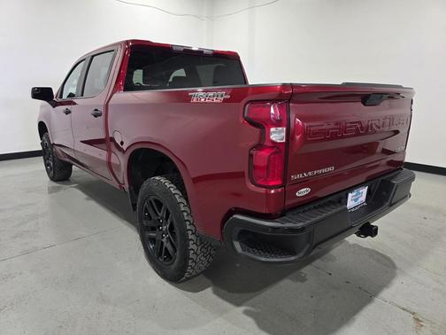 2022 Chevrolet Silverado 1500 Custom Trail Boss
